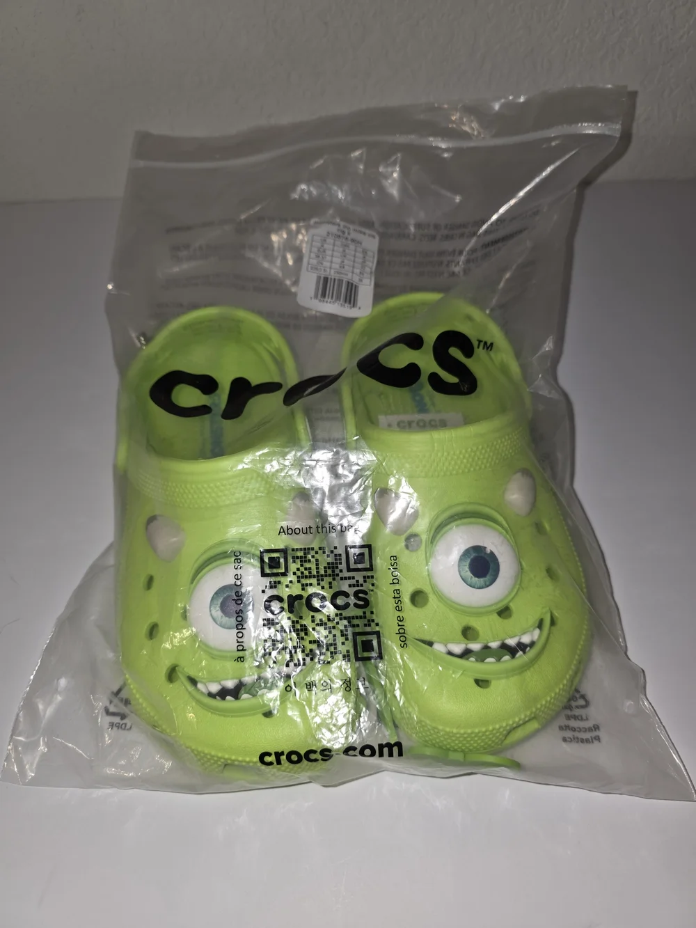 Crocs Monsters Inc Mike Wazowski Clogs Youth Big Kids Size J4 Disney Pixar NEW